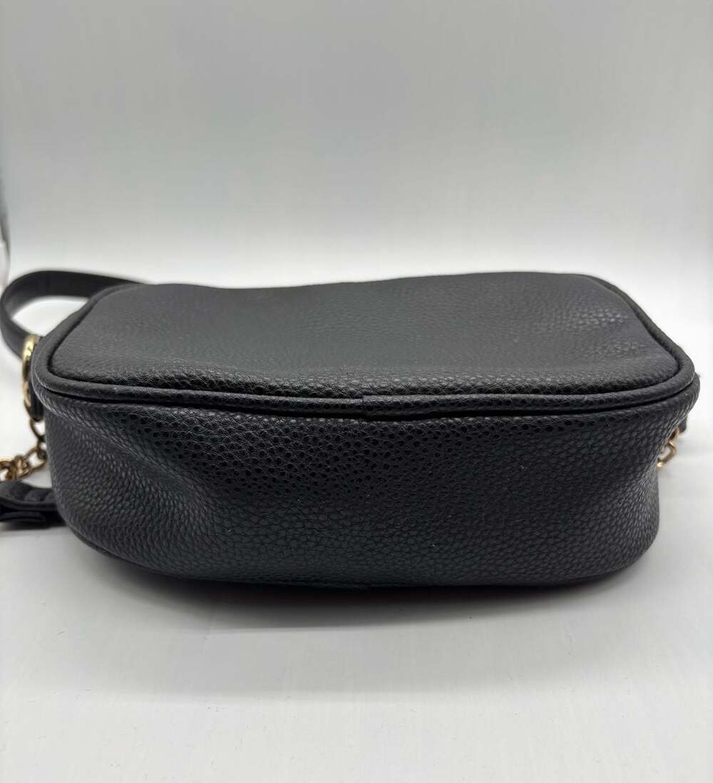 bebe Black Pebbled Faux Leather Logo Crossbody Camera Bag Purse - Picture 4 of 9